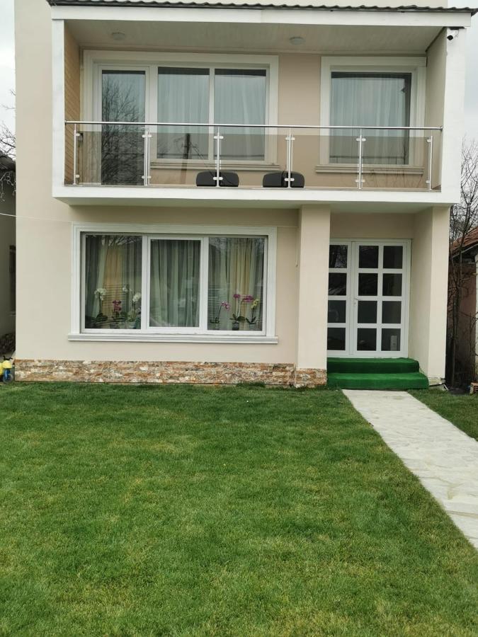 Отель Casa Sonia Тыргу-Жиу Экстерьер фото